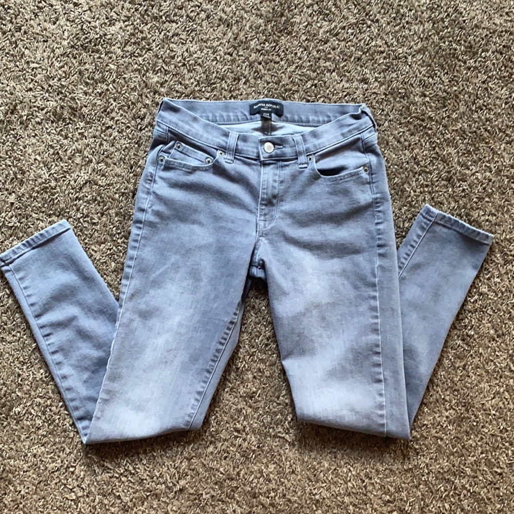 Banana Republic gray skinny fit jeans